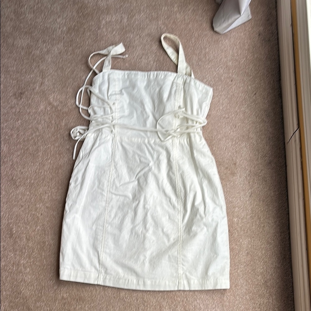 Elegant white Dress